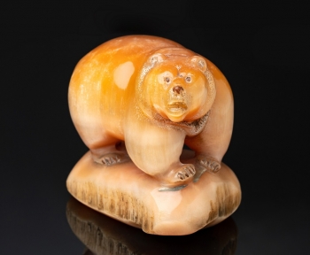 Скульптура «Медведица». Селенит большой, упаковка: деревянный ящик